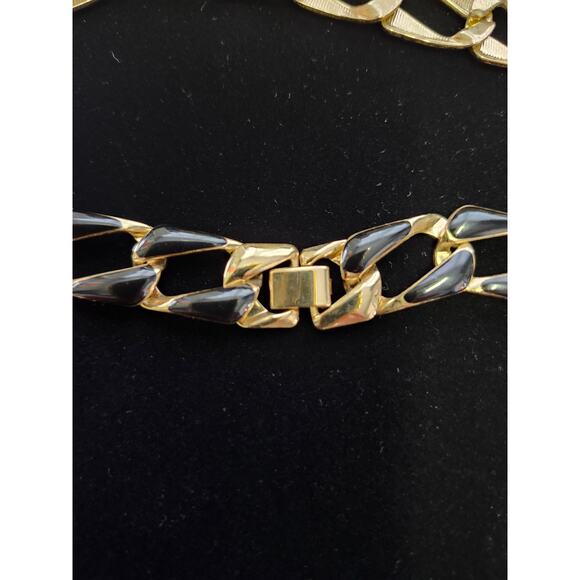 Vintage "Napier Style" Unsigned Black & Gold Chain Link Necklace 17 Inches - Picture 4 of 6